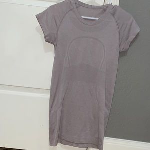 Lululemon light pink/purple swiftly tech shirt Size 6